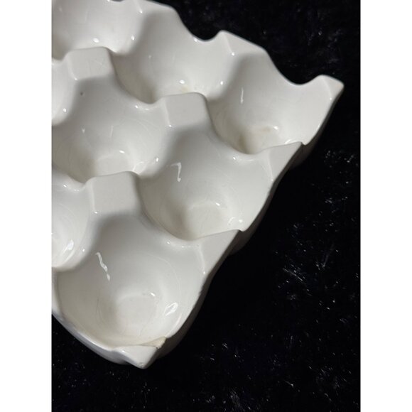 Ceramic 12-Slot Egg Holder Tray White Glossy Finish - Picture 3 of 6